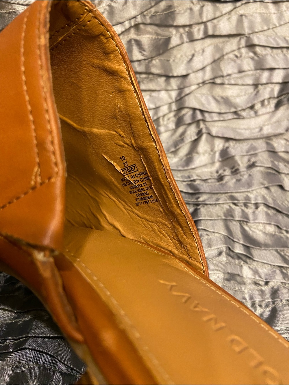 Old Navy Tan Open-Toe Slide Mules - Picture 6 of 12
